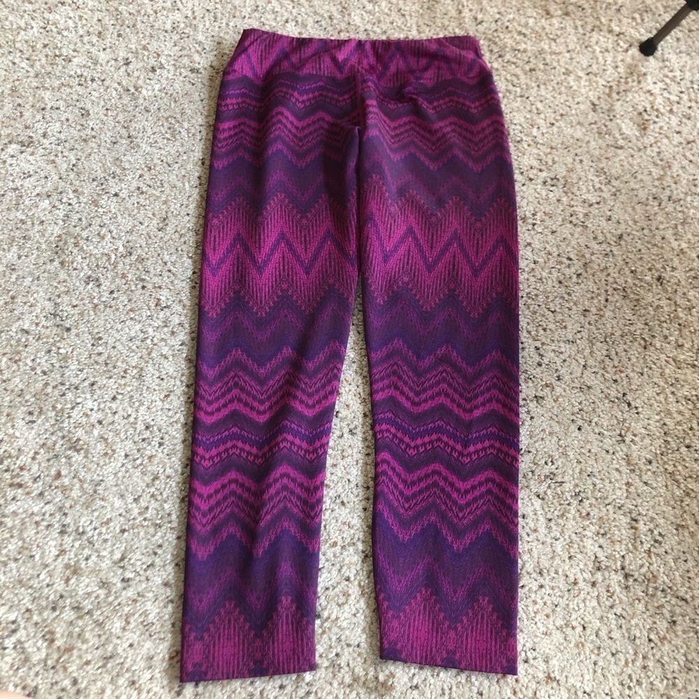 Prana Purple Roxanne Chevron Zig Zag Capris Size Small